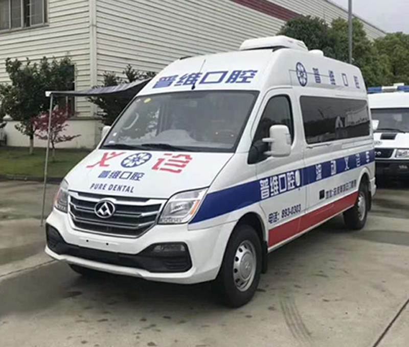 大通V80牙科車